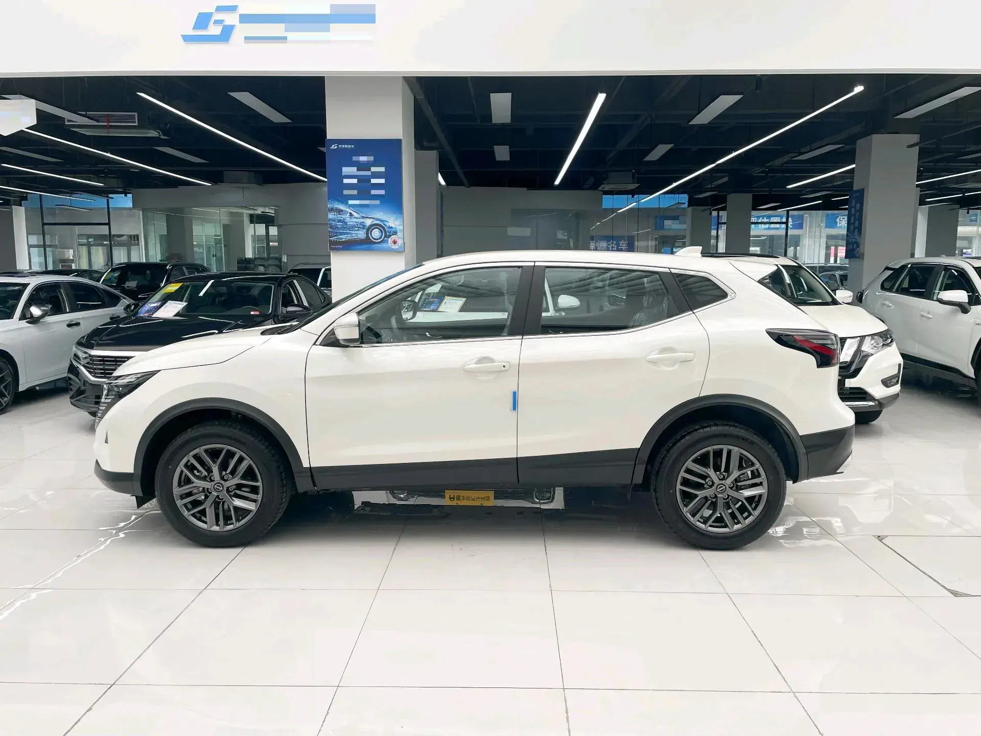 2025 NISSAN QASHQAI thumbnail 3