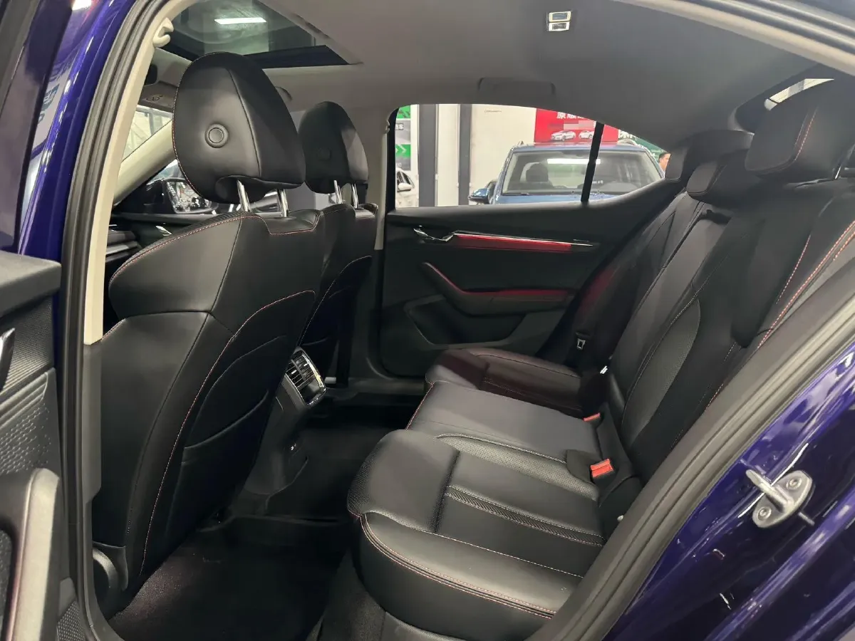 2021 Skoda Octavia 1.4T 150HP L4 7DCT,autocango,china used car exporter,china ev exporter,chinese used car exporter,chinese used ev exporter