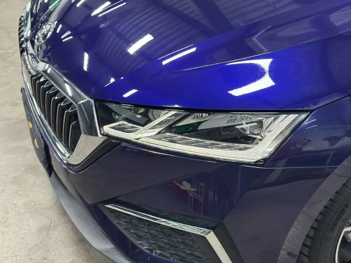 2021 Skoda Octavia 1.4T 150HP L4 7DCT,autocango,china used car exporter,china ev exporter,chinese used car exporter,chinese used ev exporter