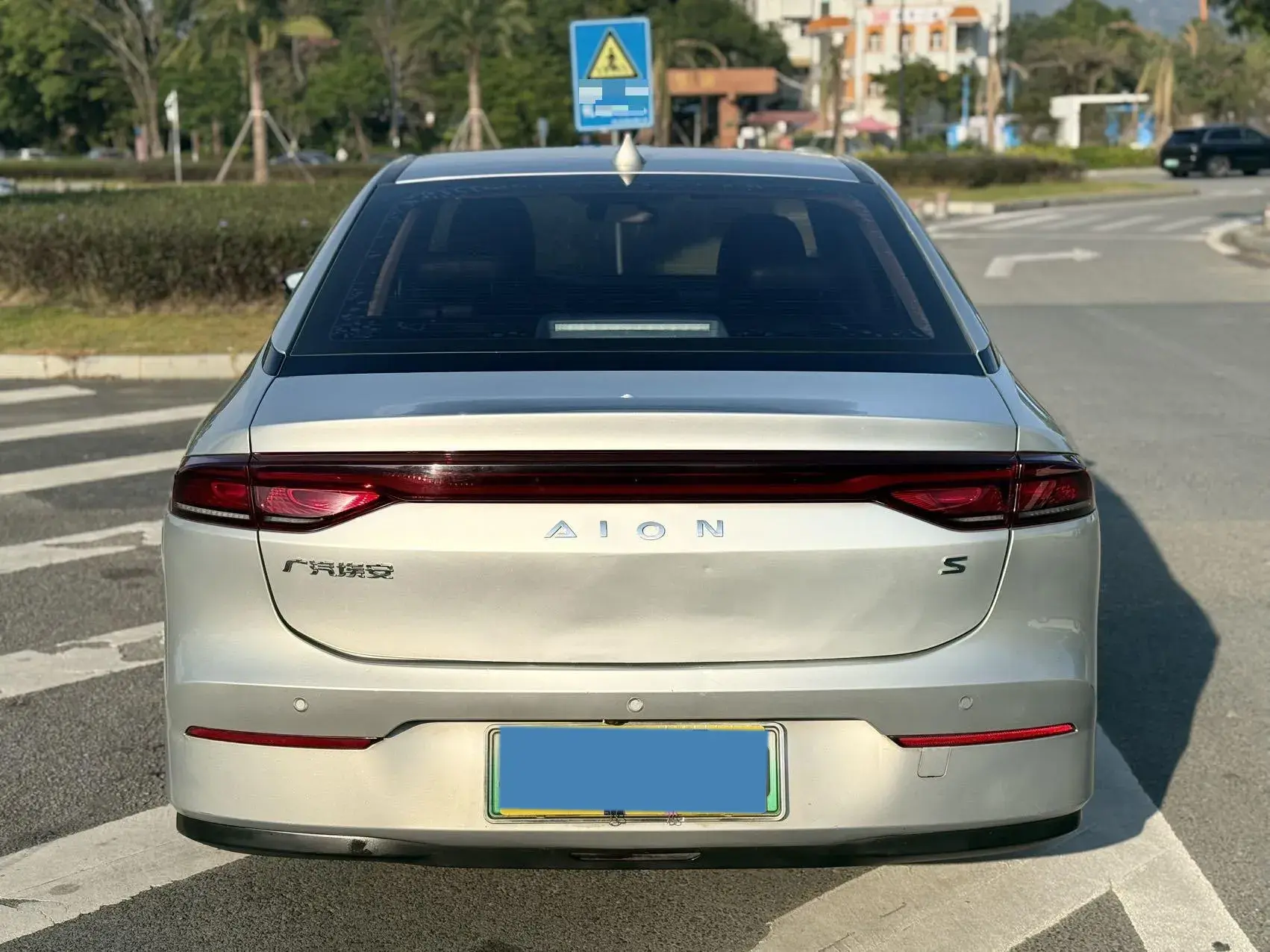 2020 AION S thumbnail 4