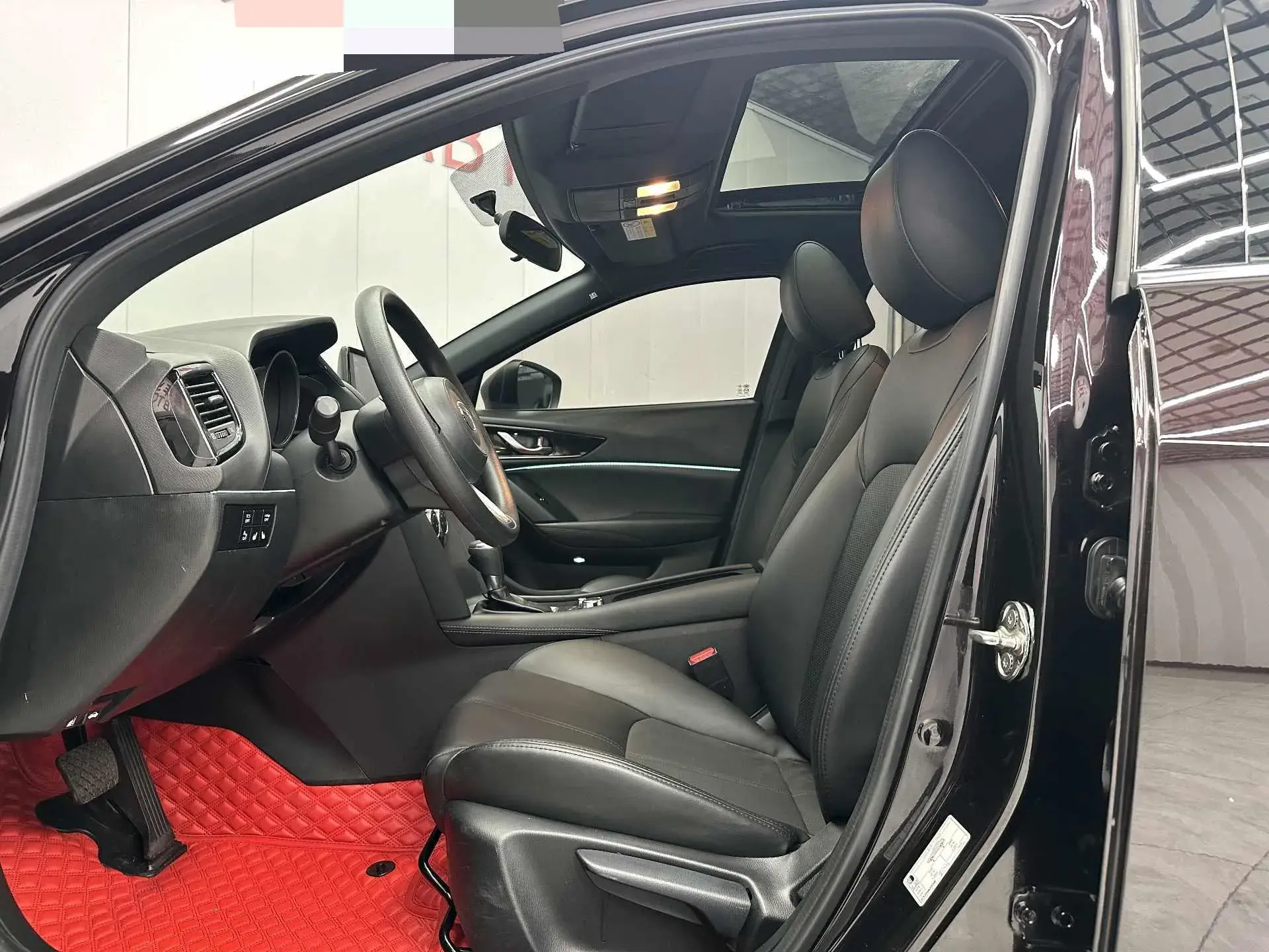 2021 MAZDA CX-4 thumbnail 4