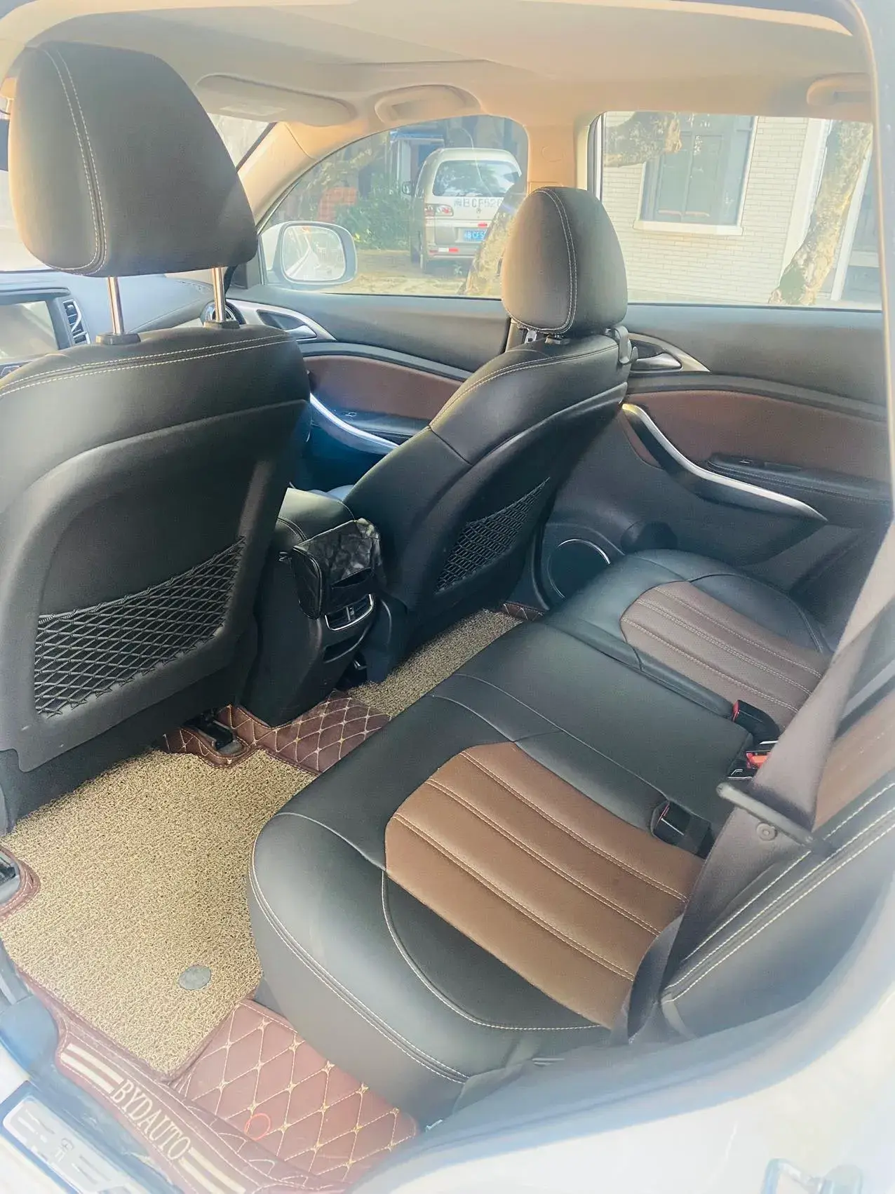 2018 BYD SONG thumbnail 4