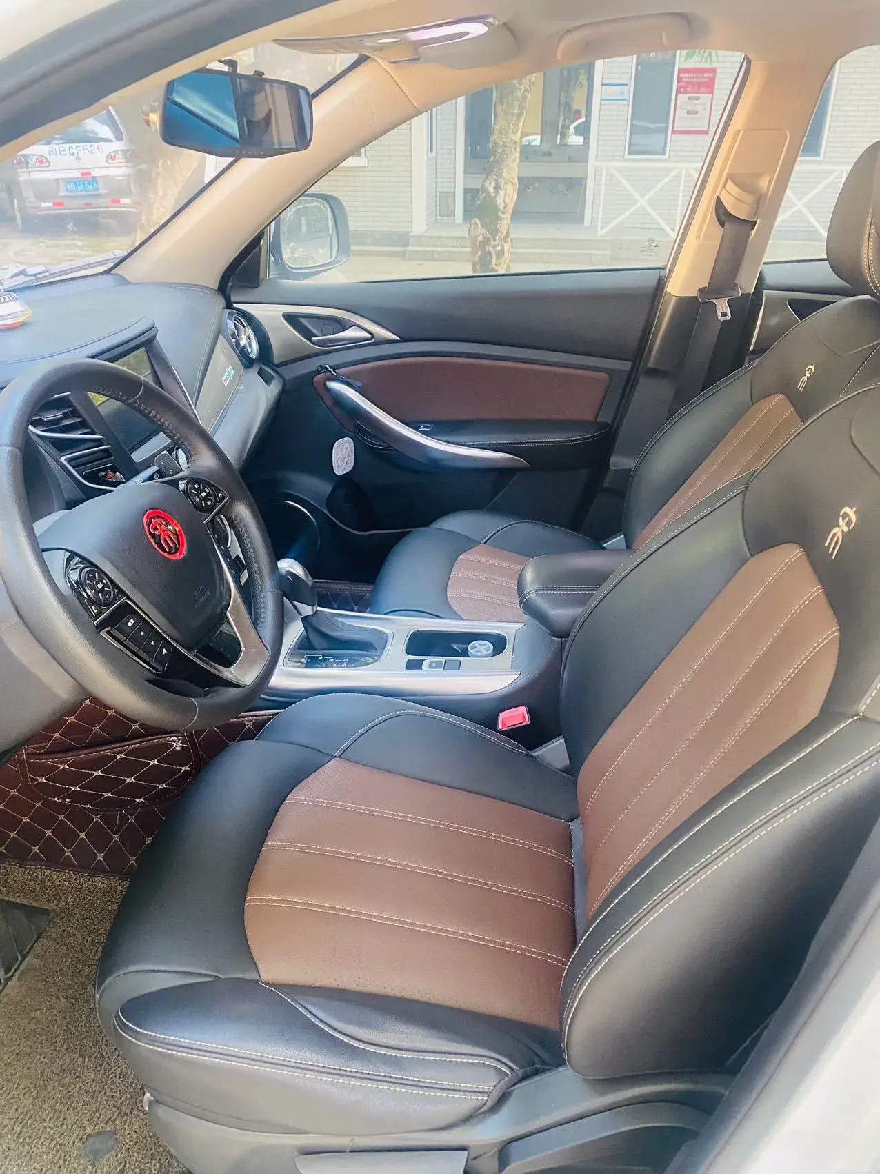 2018 BYD SONG thumbnail 3