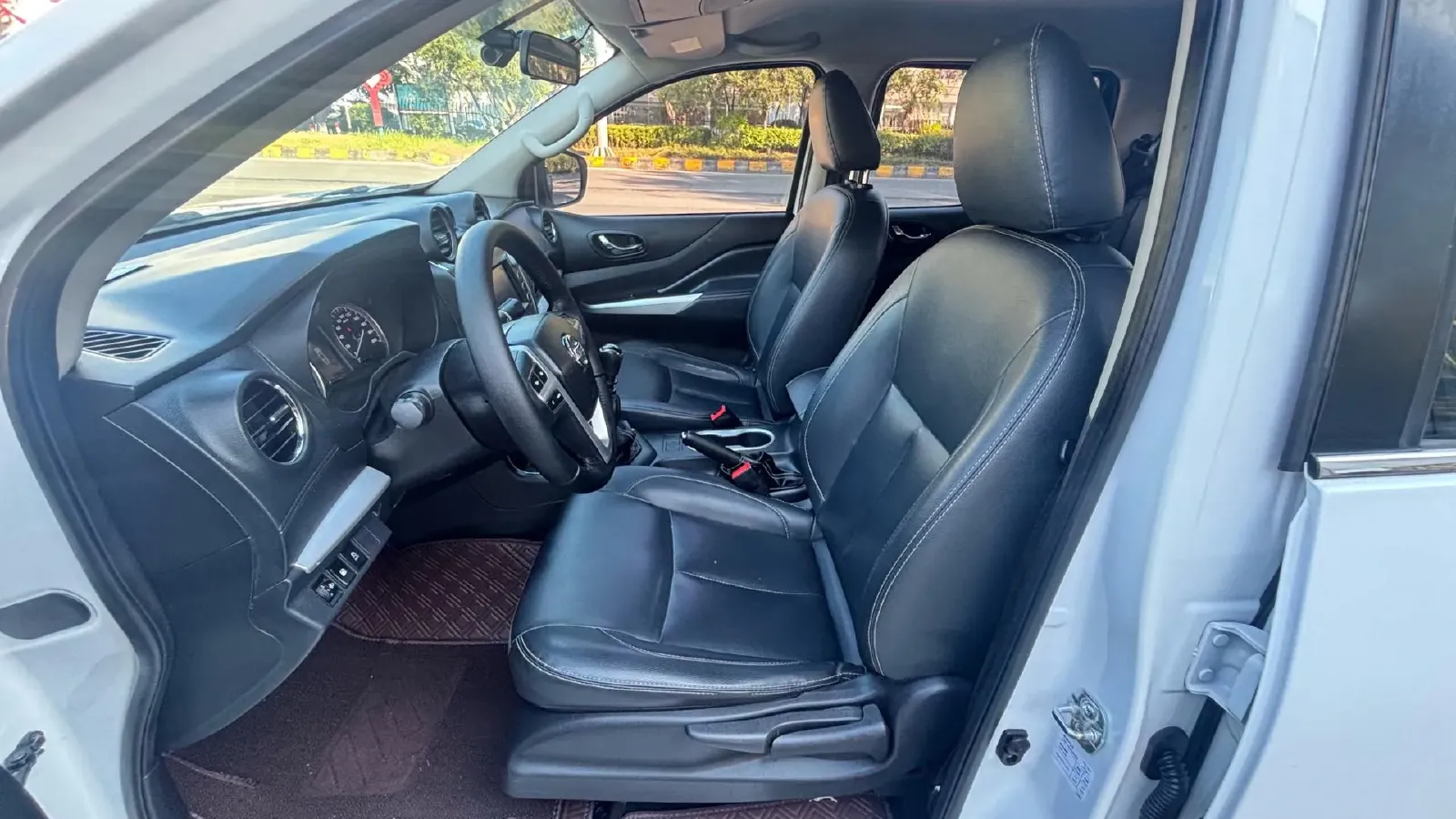 2021 Dongfeng RuiQi 6 2.3T 163HP L4 6MT,autocango,china used car exporter,china ev exporter,chinese used car exporter,chinese used ev exporter