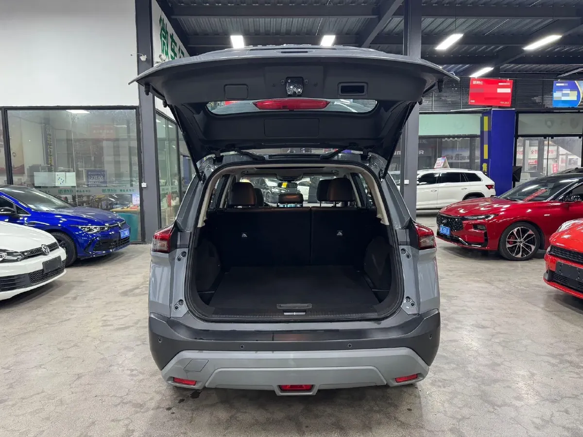 2021 Nissan X-Trail 1.5T 204HP L3 CVT,autocango,china used car exporter,china ev exporter,chinese used car exporter,chinese used ev exporter