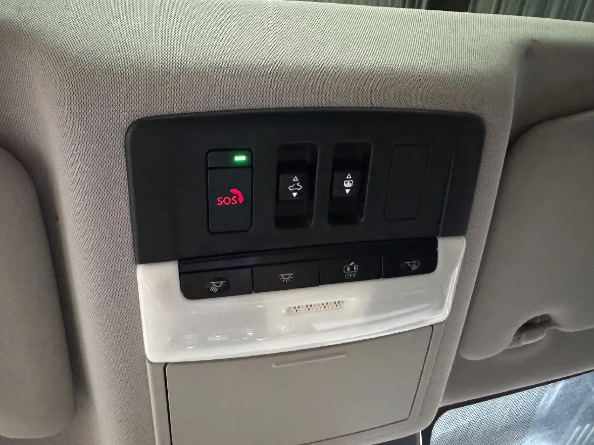 2021 Nissan X-Trail 1.5T 204HP L3 CVT,autocango,china used car exporter,china ev exporter,chinese used car exporter,chinese used ev exporter