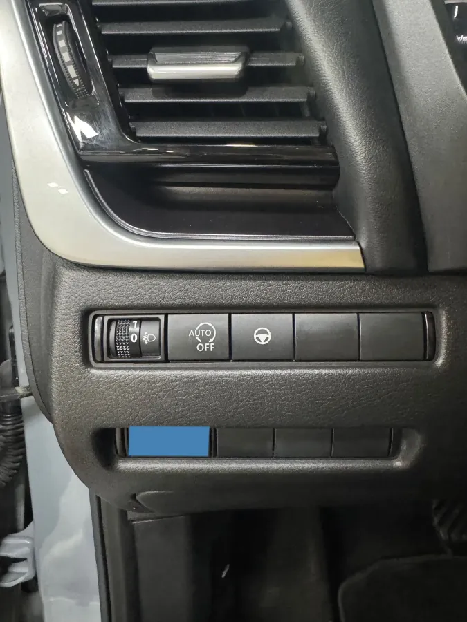 2021 Nissan X-Trail 1.5T 204HP L3 CVT,autocango,china used car exporter,china ev exporter,chinese used car exporter,chinese used ev exporter