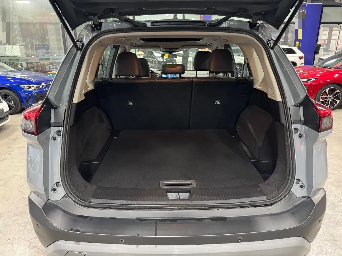 2021 Nissan X-Trail 1.5T 204HP L3 CVT,autocango,china used car exporter,china ev exporter,chinese used car exporter,chinese used ev exporter