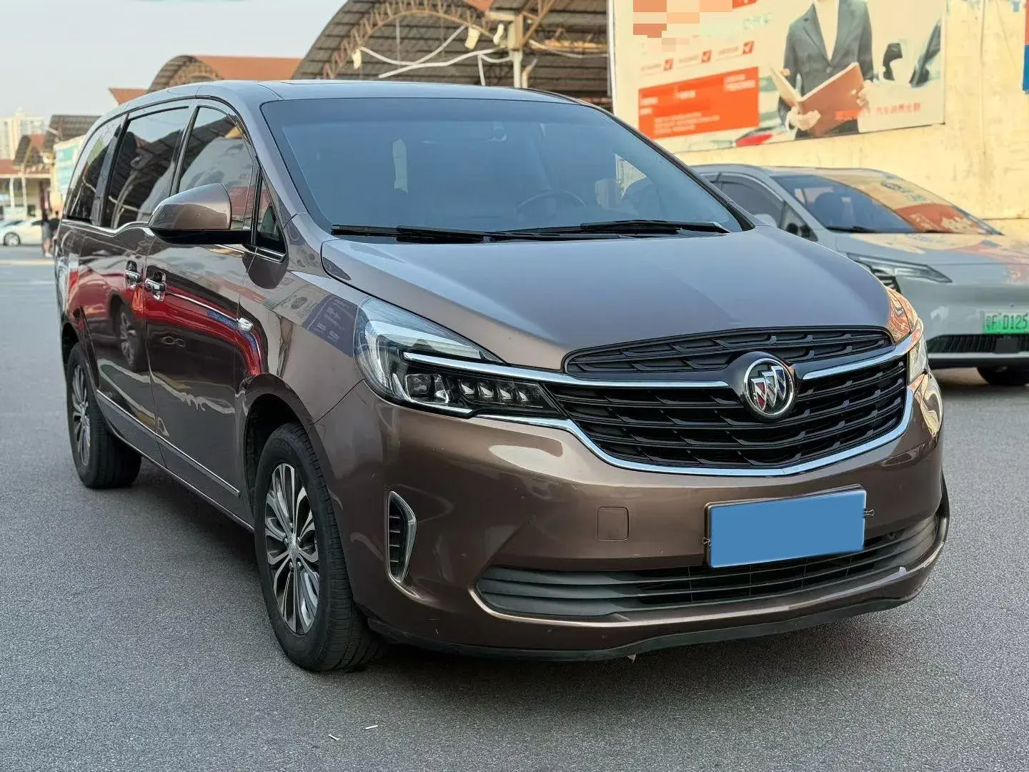 2021 BUICK GL8 thumbnail 3