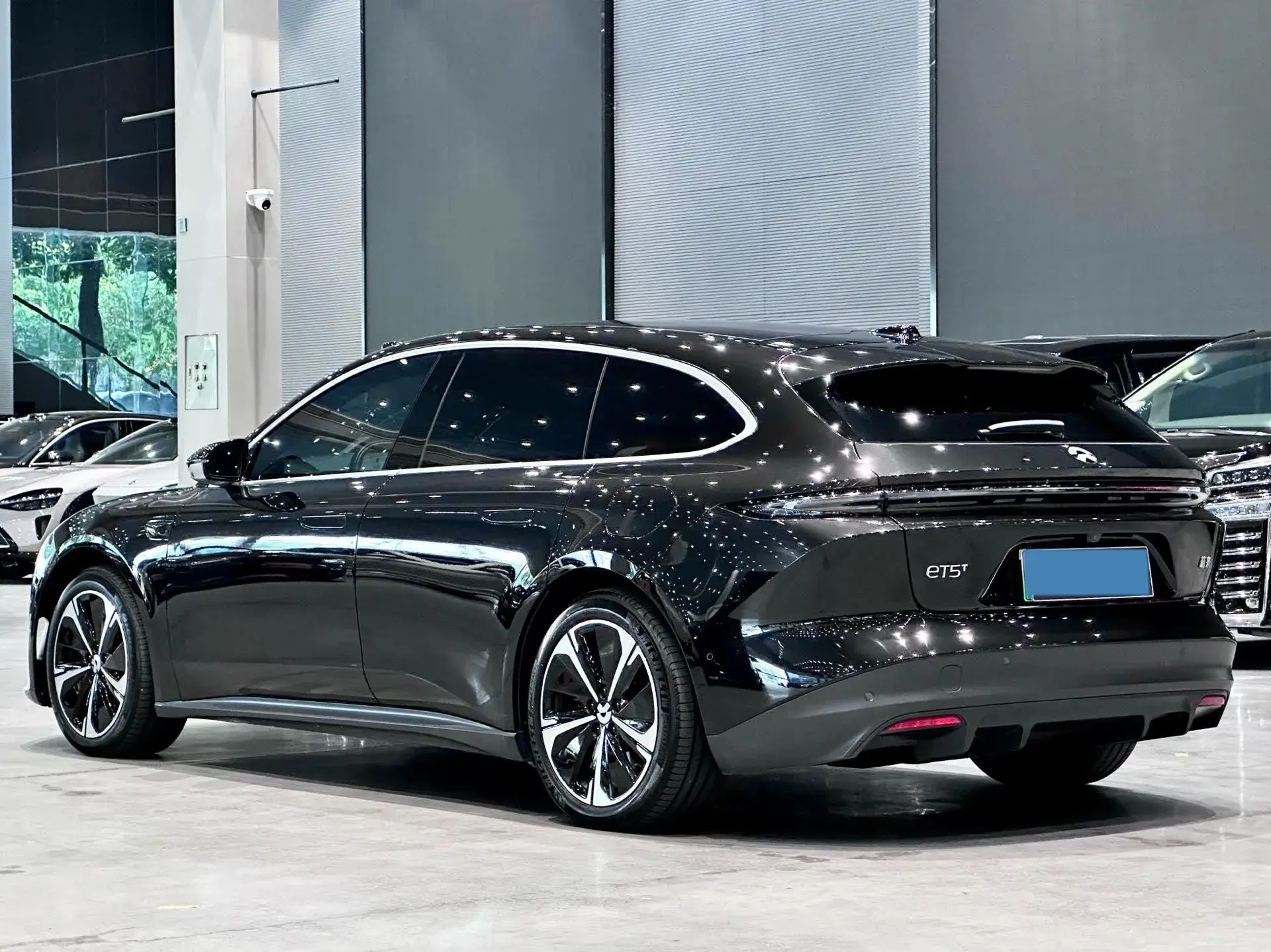 2024 NIO ET5T thumbnail 3