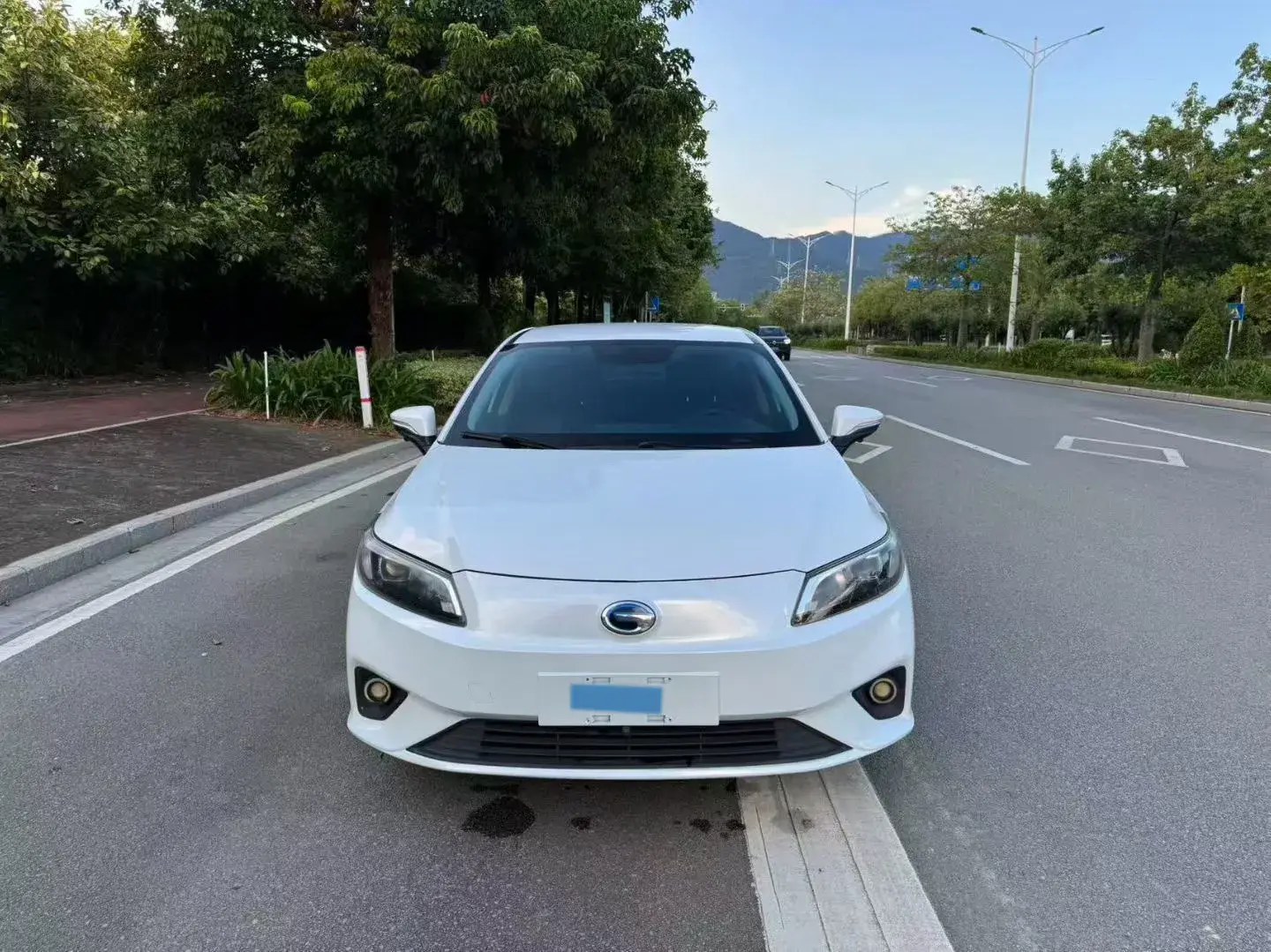 2019 AION S thumbnail 2