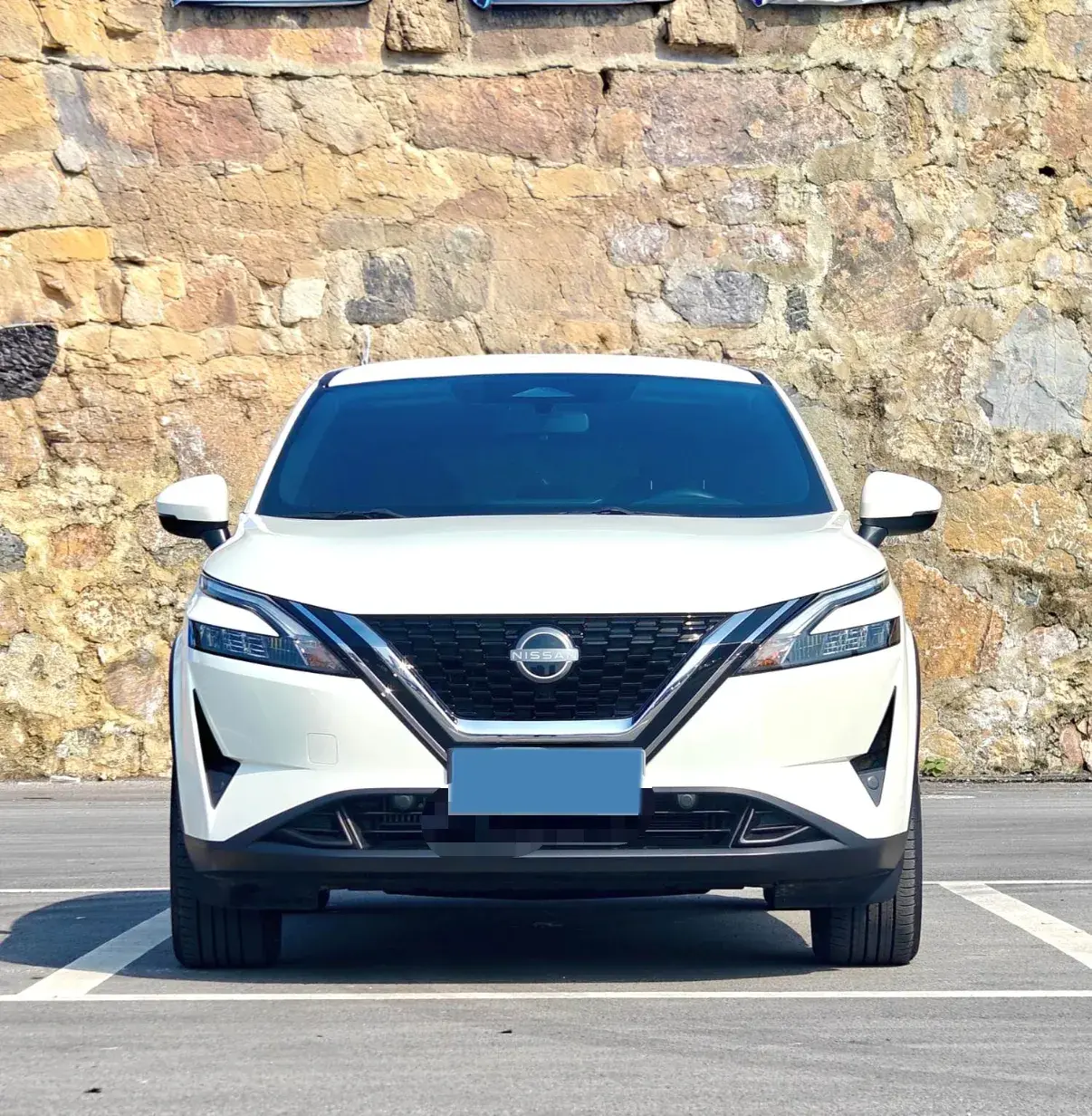 2023 NISSAN QASHQAI thumbnail 2