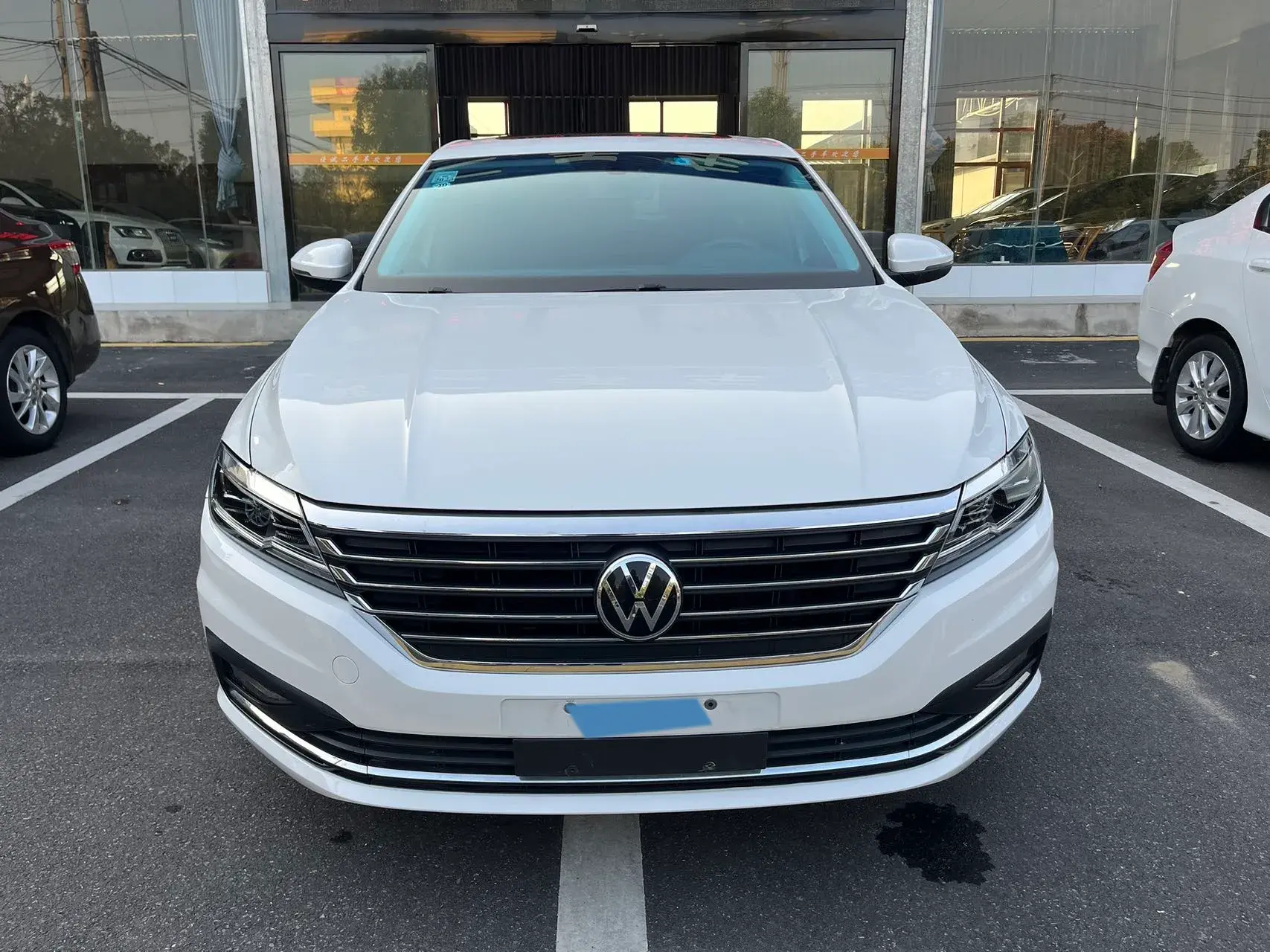 2021 VOLKSWAGEN LAVIDA thumbnail 2