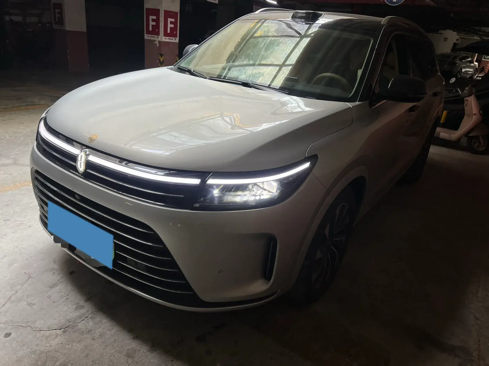 2024 AITO AITO view 1