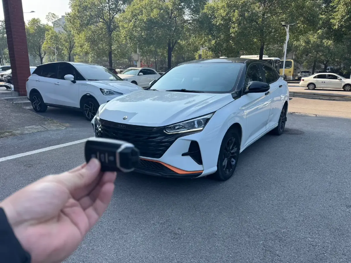 2023 DongFeng Aeolus YiXuan 1.5L 125HP L4 6DCT