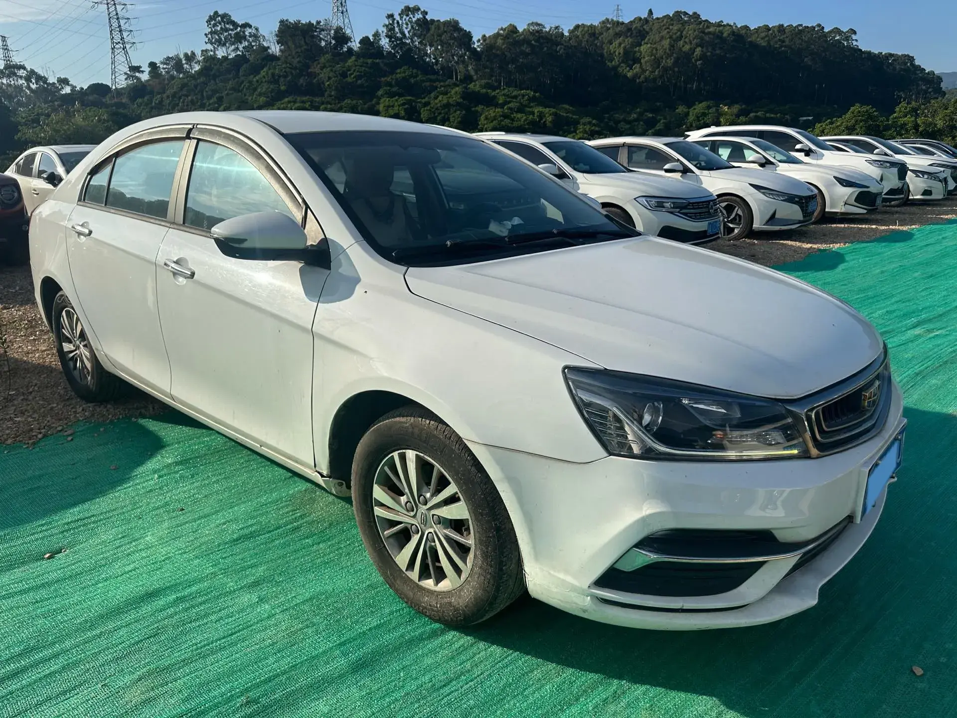 2018 GEELY EMGRAND thumbnail 3