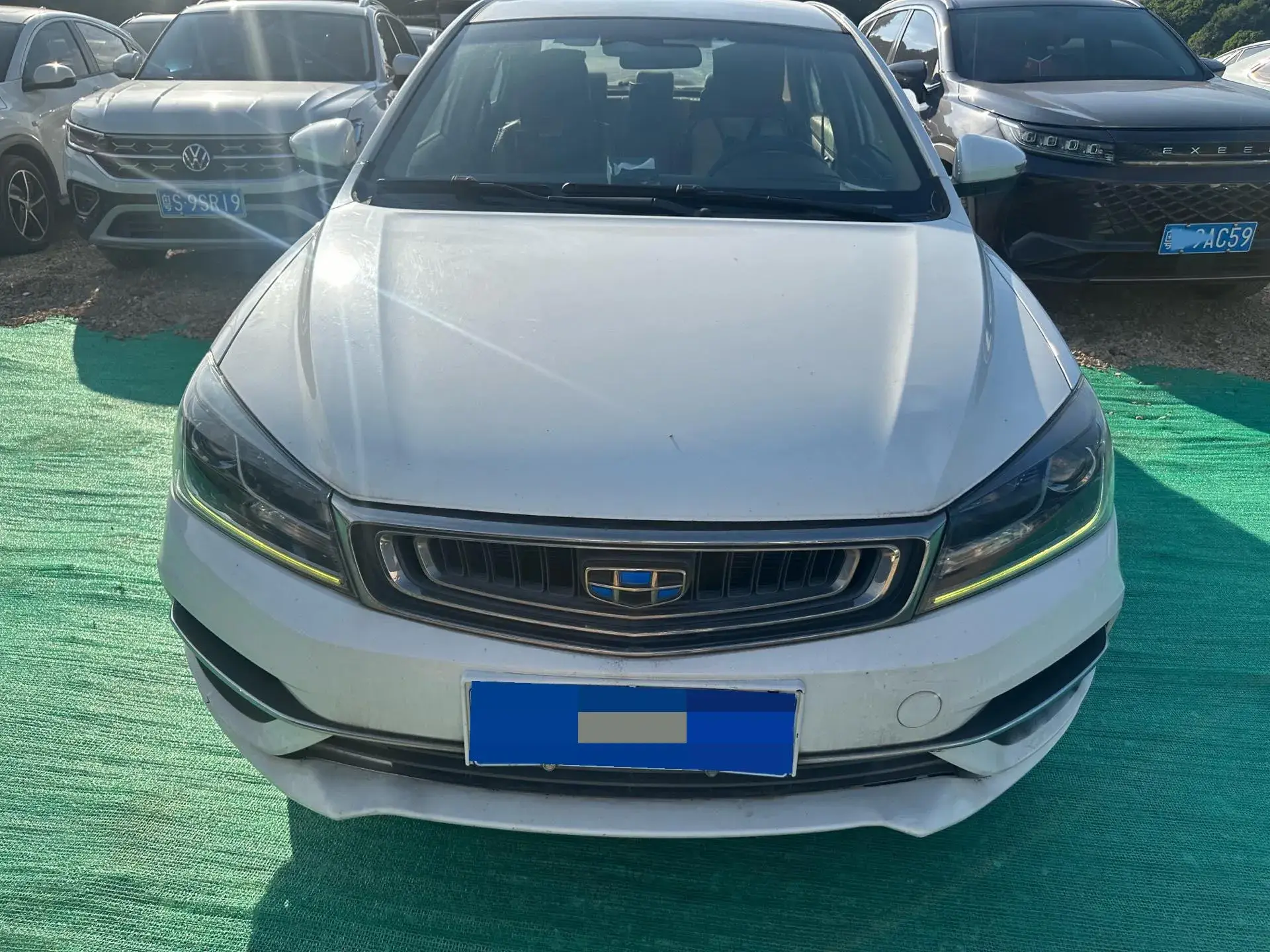 2018 GEELY EMGRAND thumbnail 2