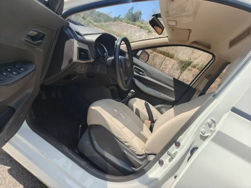 2019 WuLing HongGuang Plus 1.5T 147HP L4 6MT,autocango,china used car exporter,china ev exporter,chinese used car exporter,chinese used ev exporter