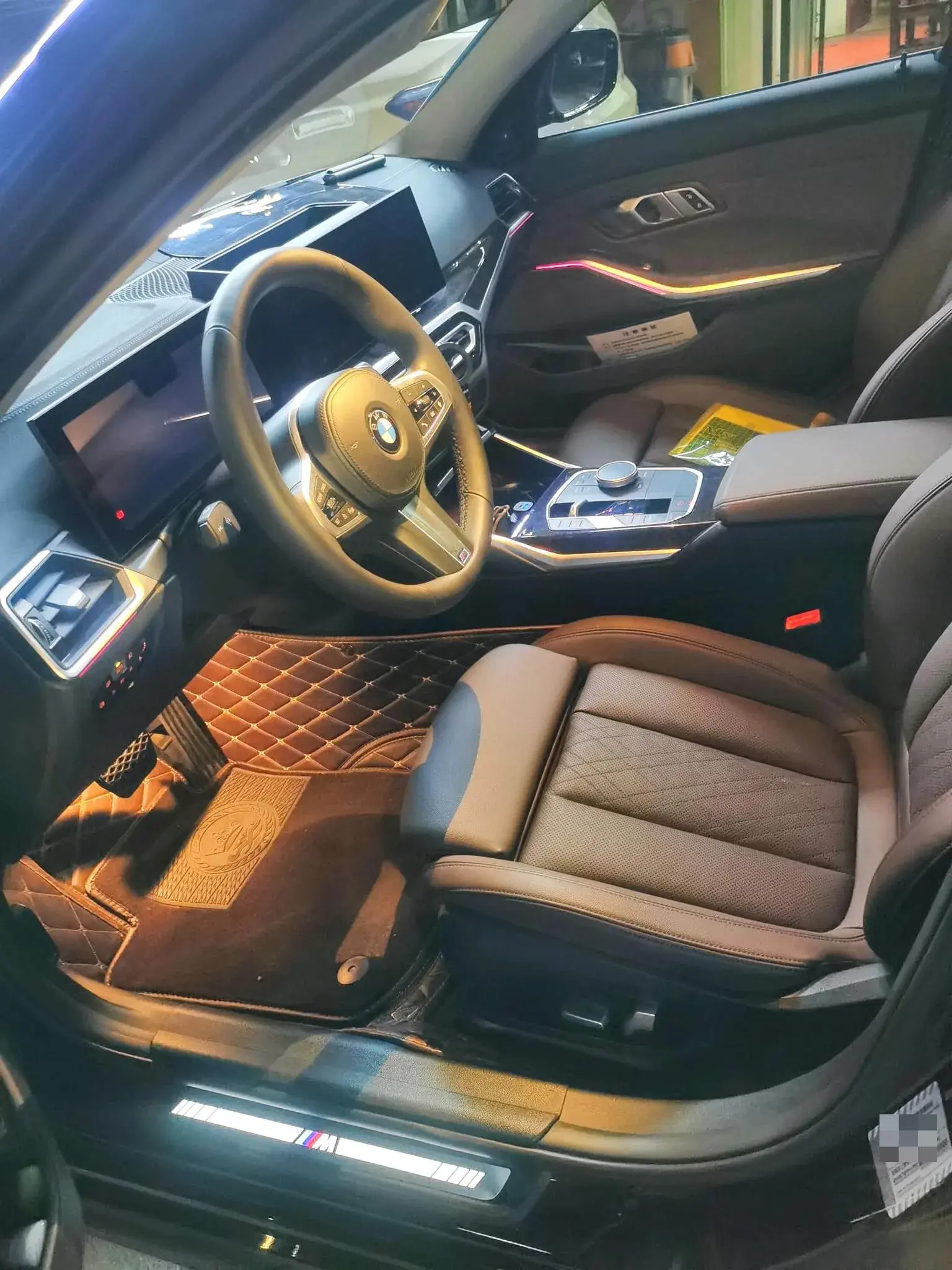 2023 BMW 3 thumbnail 2