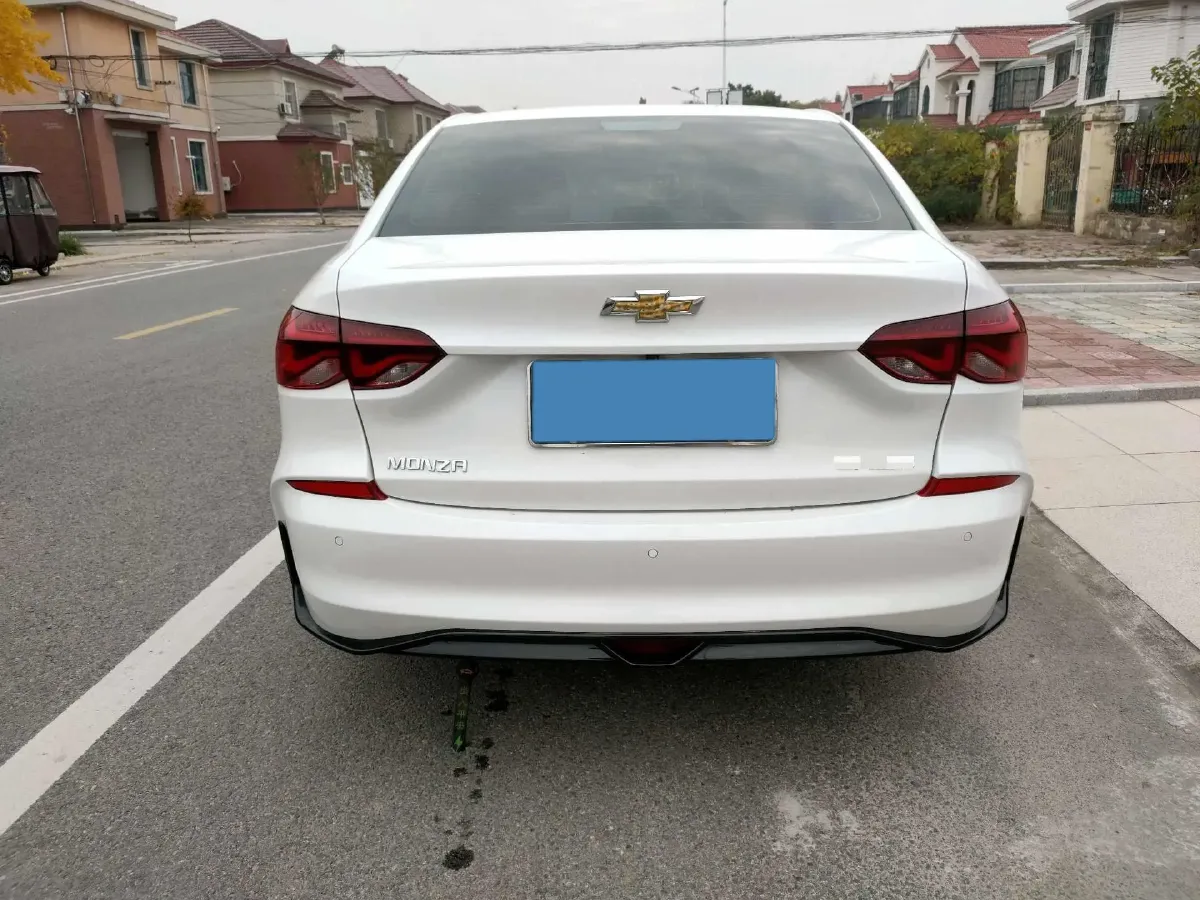 2024 Chevrolet Monza 1.5L 113HP L4 6DCT,autocango,china used car exporter,china ev exporter,chinese used car exporter,chinese used ev exporter