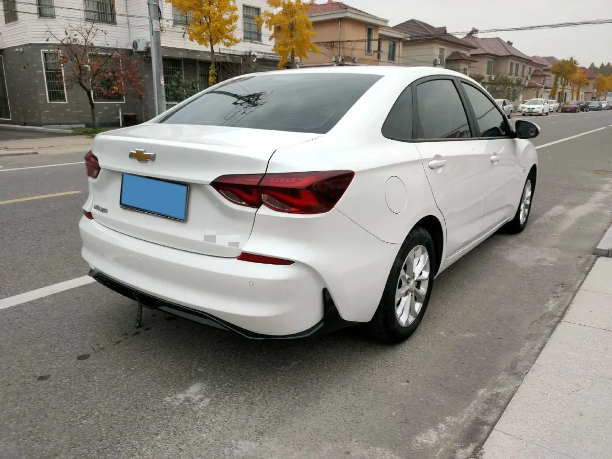 2024 Chevrolet Monza 1.5L 113HP L4 6DCT,autocango,china used car exporter,china ev exporter,chinese used car exporter,chinese used ev exporter