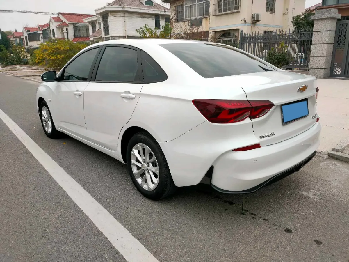 2024 Chevrolet Monza 1.5L 113HP L4 6DCT,autocango,china used car exporter,china ev exporter,chinese used car exporter,chinese used ev exporter