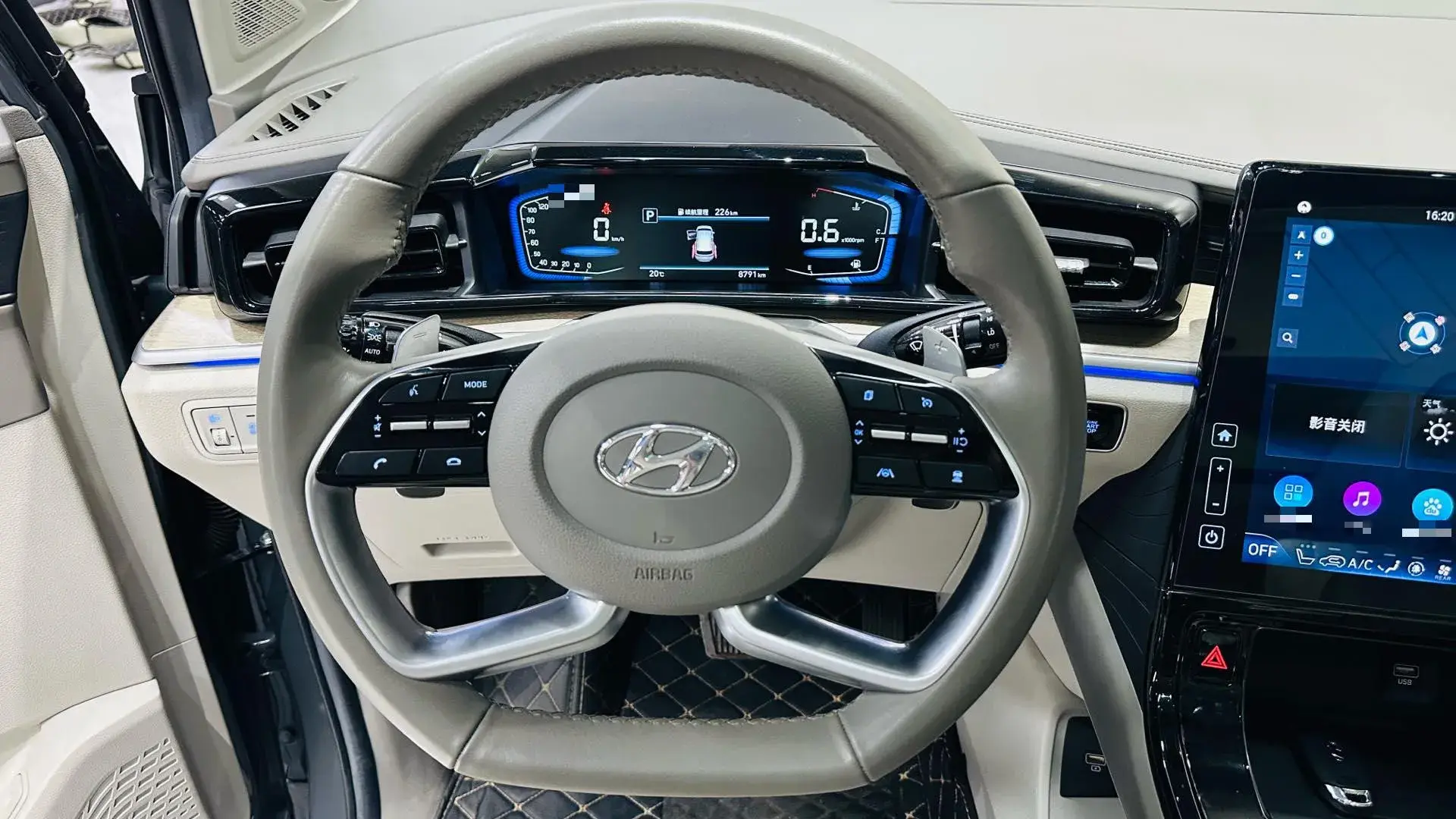 2021 HYUNDAI CUSTO thumbnail 4