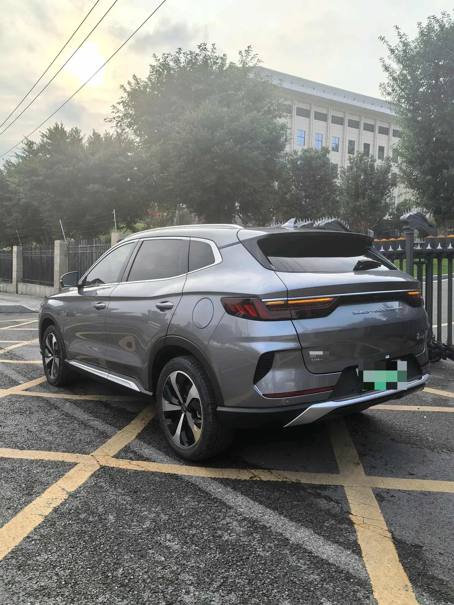 2021 BYD SONG thumbnail 4