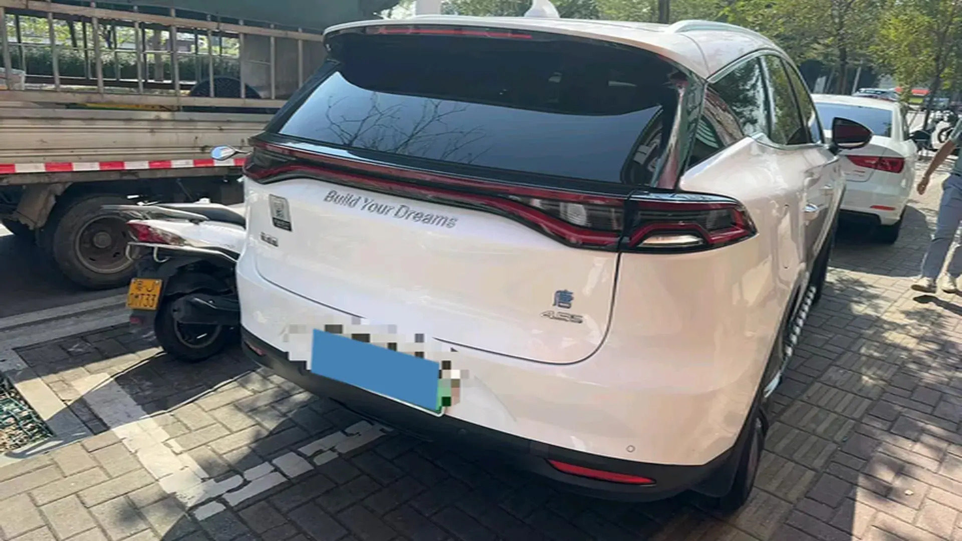 2019 BYD TANG thumbnail 3