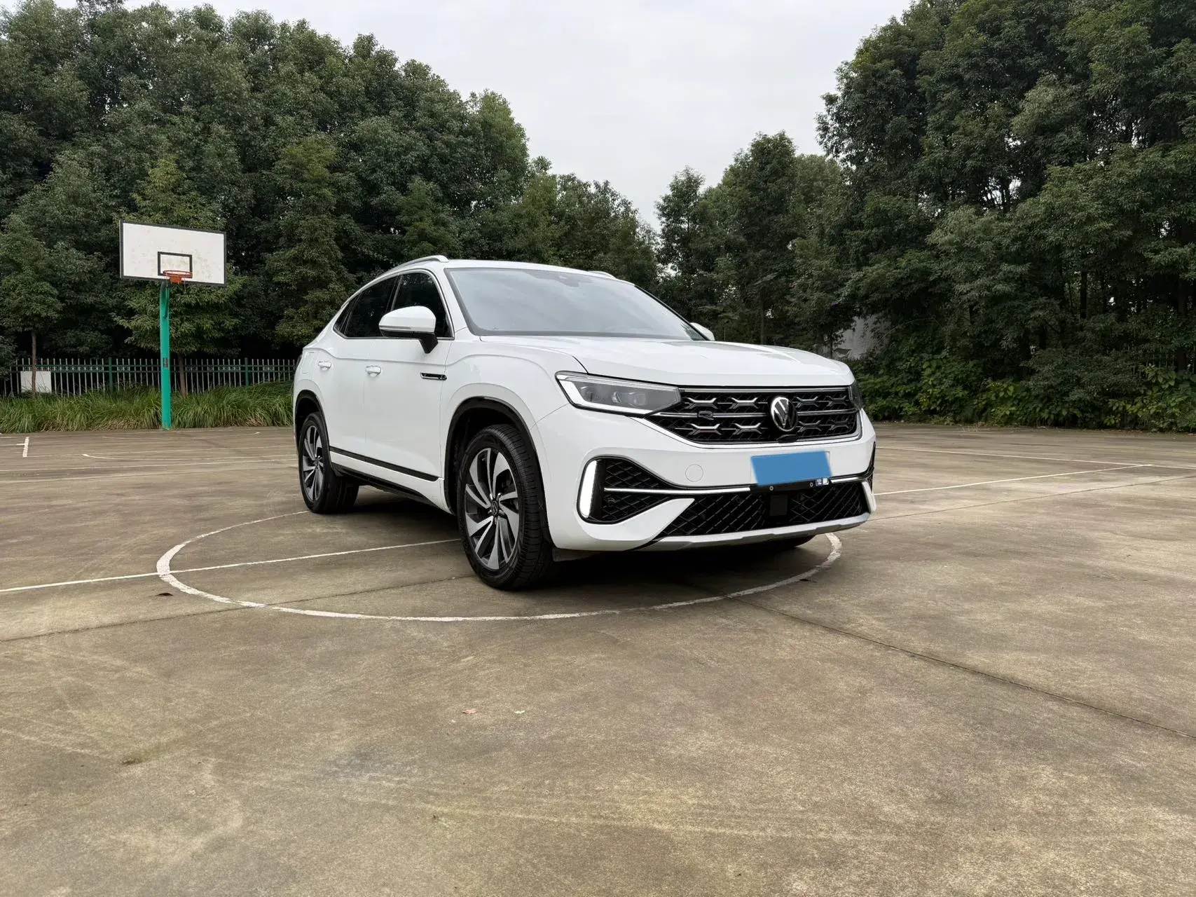 2023 VOLKSWAGEN TAYRON thumbnail 2