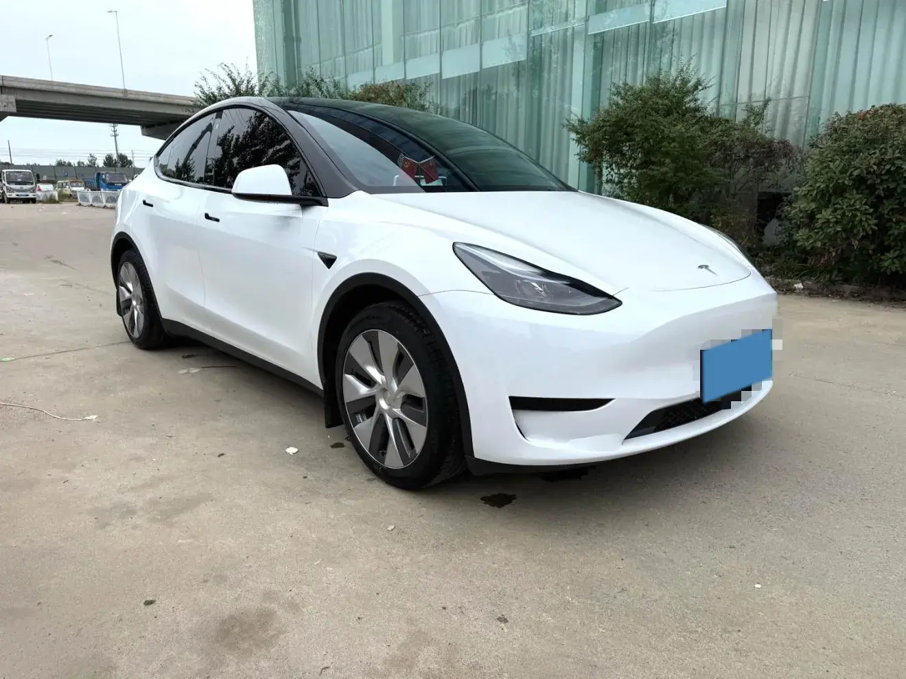 2022 TESLA MODEL thumbnail 3