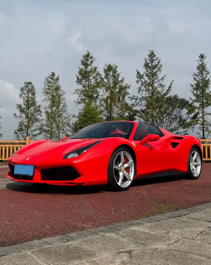 2015 Ferrari 488 3.9T 670HP V8 7DCT