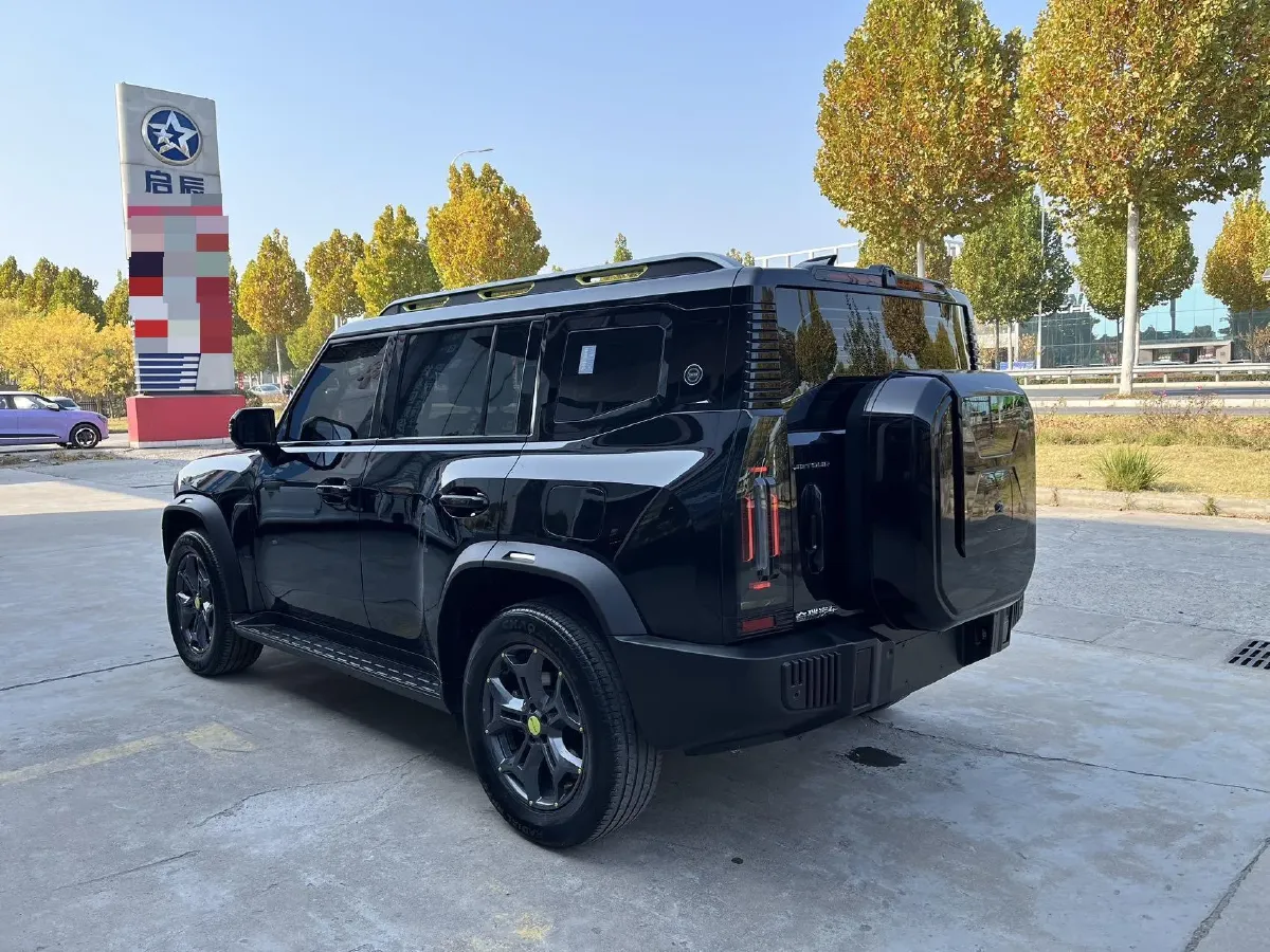 2023 Jetour Traveller 2.0T 254HP L4 7DCT,autocango,china used car exporter,china ev exporter,chinese used car exporter,chinese used ev exporter