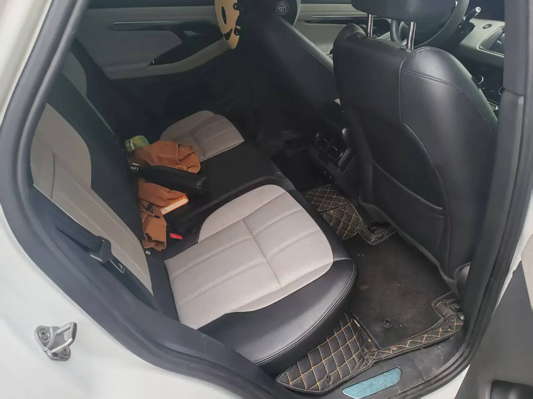 2020 LAND ROVER thumbnail 3