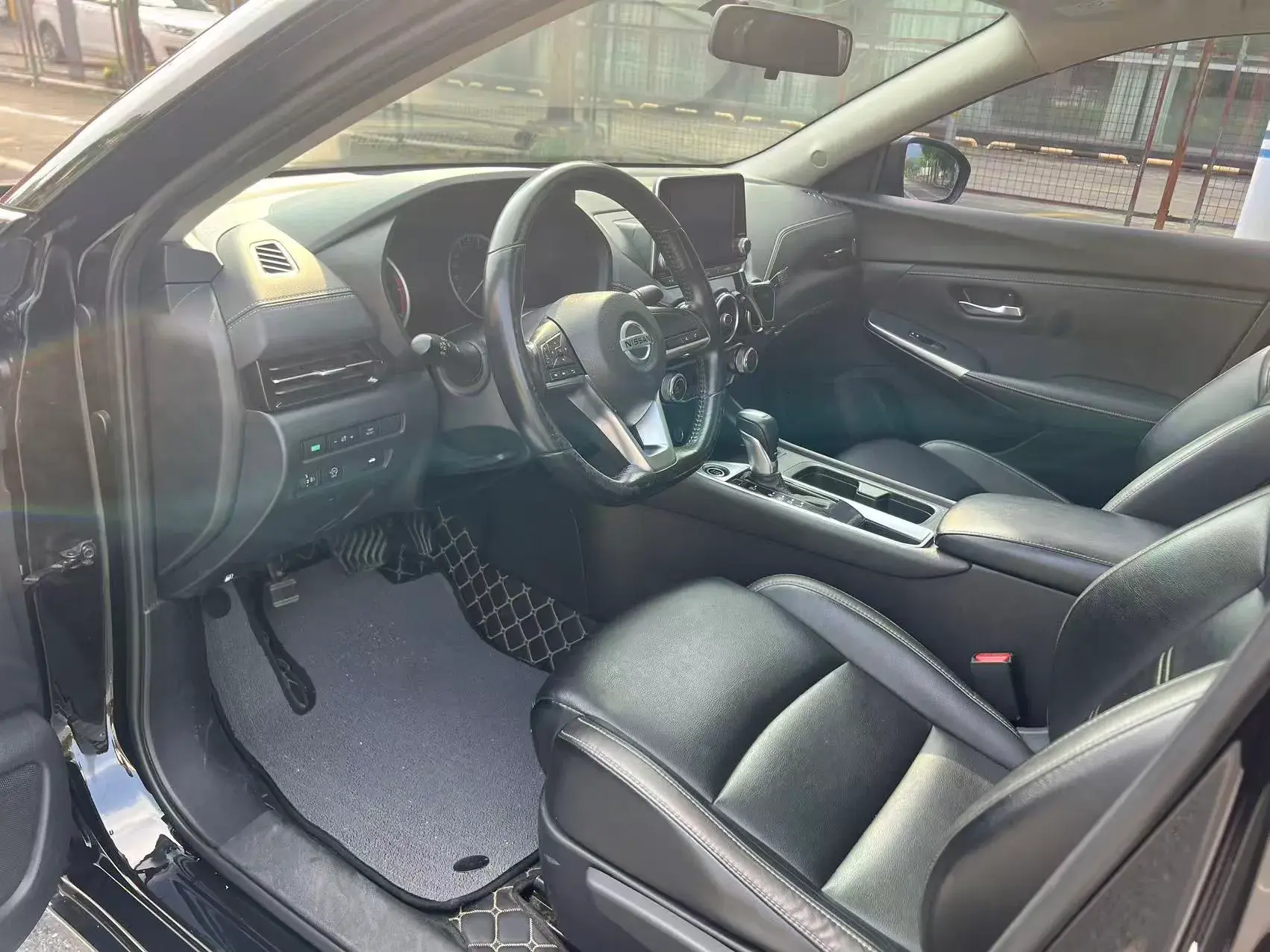 2020 NISSAN SYLPHY thumbnail 4