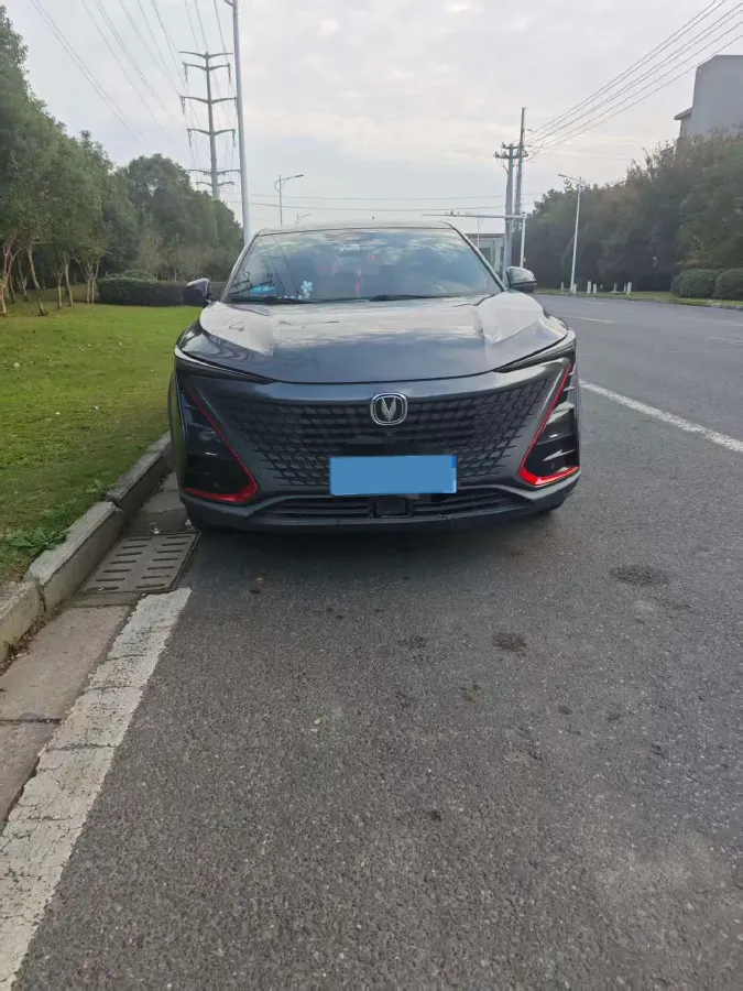 2020 ChangAn UNI-T 1.5T 180HP L4 7DCT,autocango,china used car exporter,china ev exporter,chinese used car exporter,chinese used ev exporter