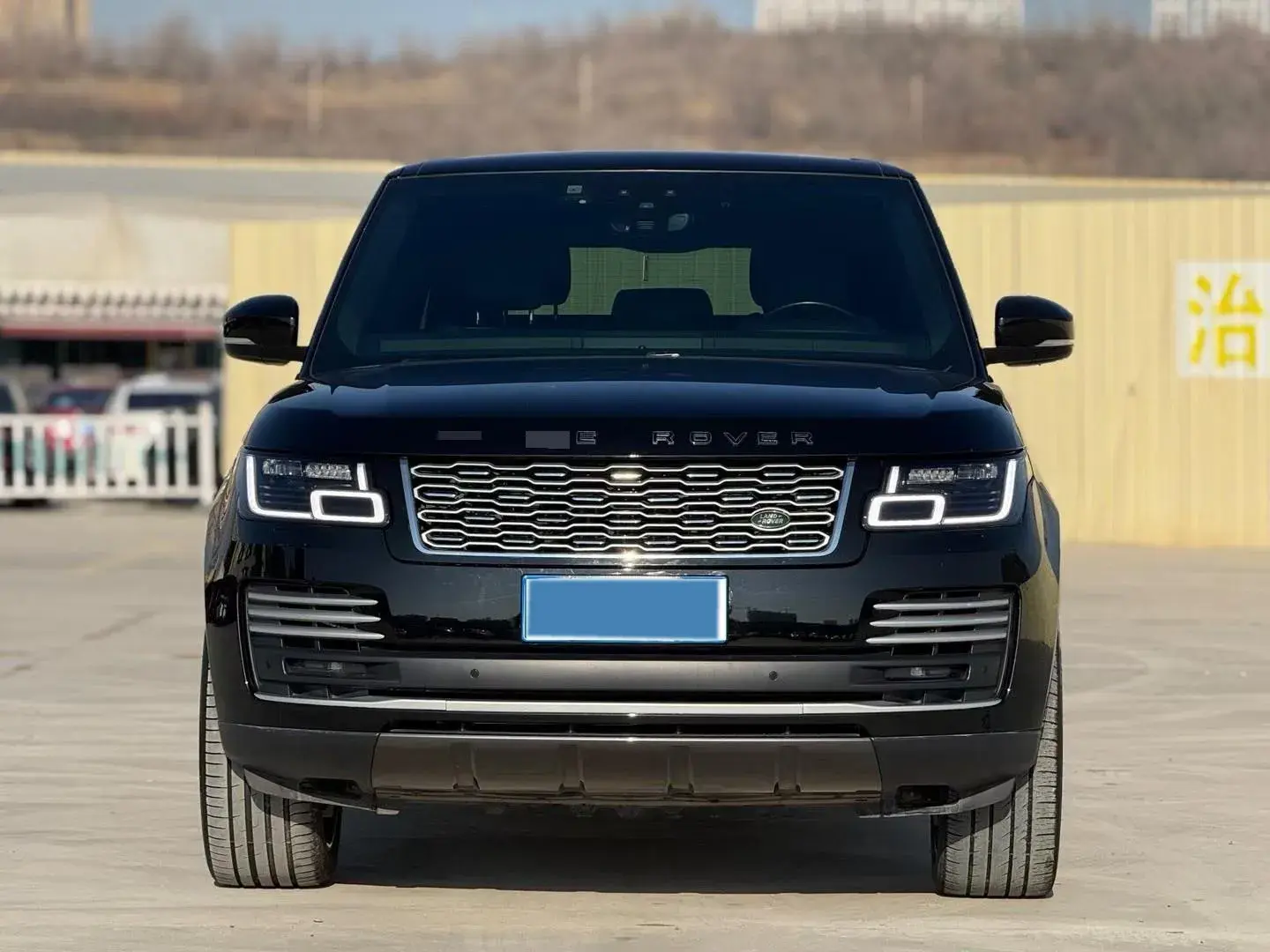 2022 LAND ROVER thumbnail 2