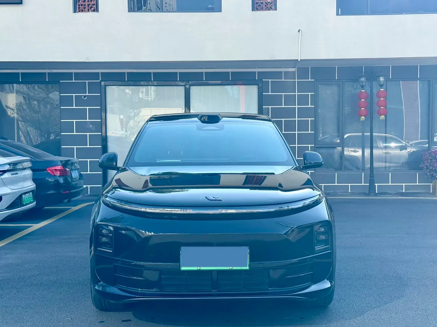 2024 LI L6 thumbnail 2