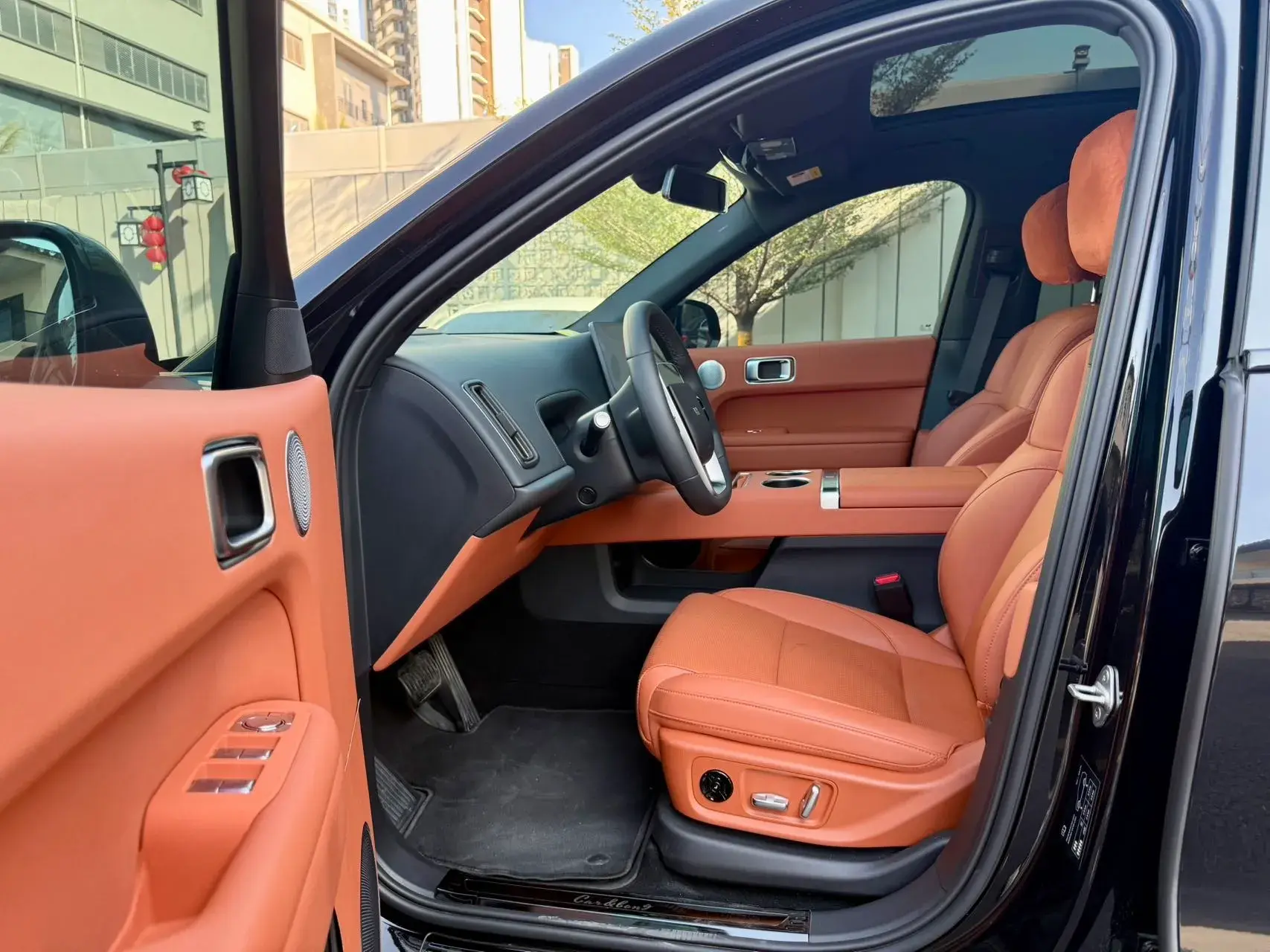 2024 LI L6 thumbnail 4