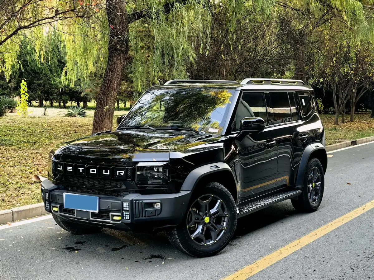 2023 Jetour Traveller 2.0T 254HP L4 7DCT