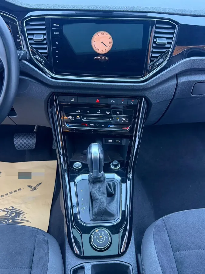 2021 Volkswagen T-Roc 1.4T 150HP L4 7DCT,autocango,china used car exporter,china ev exporter,chinese used car exporter,chinese used ev exporter