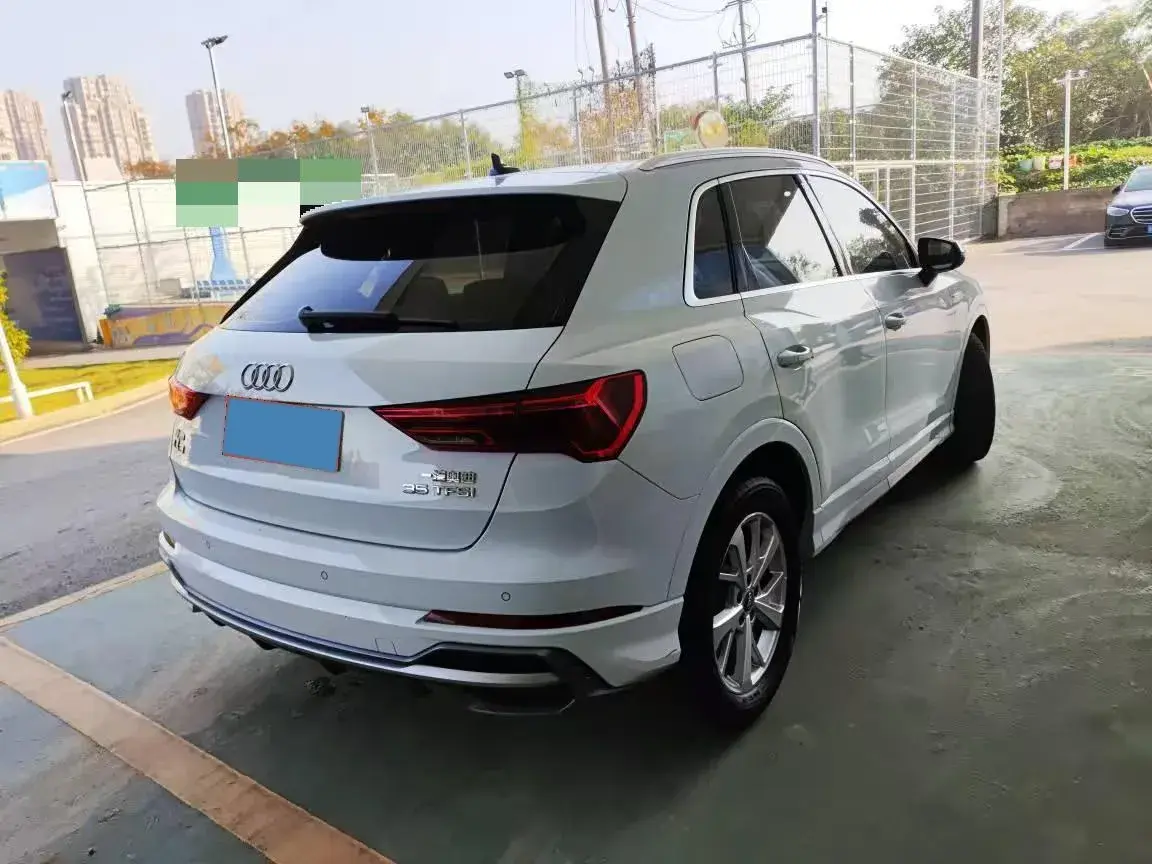 2020 AUDI Q3 thumbnail 4