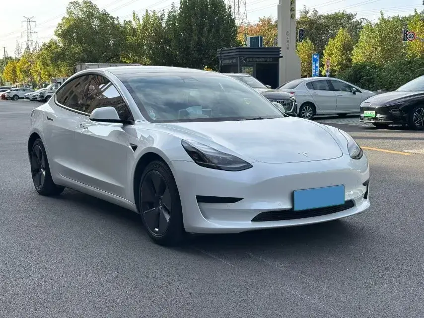 2022 TESLA MODEL thumbnail 3