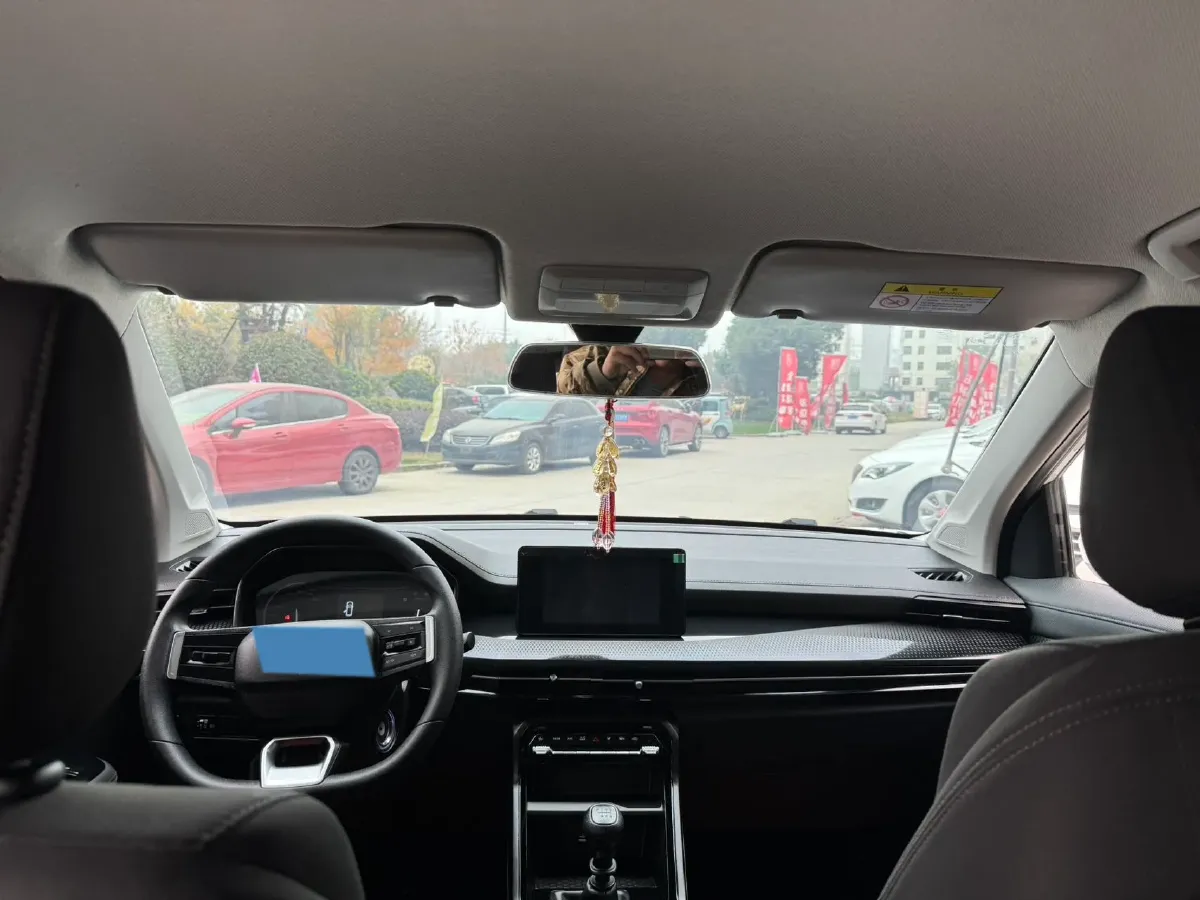 2021 WuLing XingChen 1.5T 147HP L4 6MT,autocango,china used car exporter,china ev exporter,chinese used car exporter,chinese used ev exporter