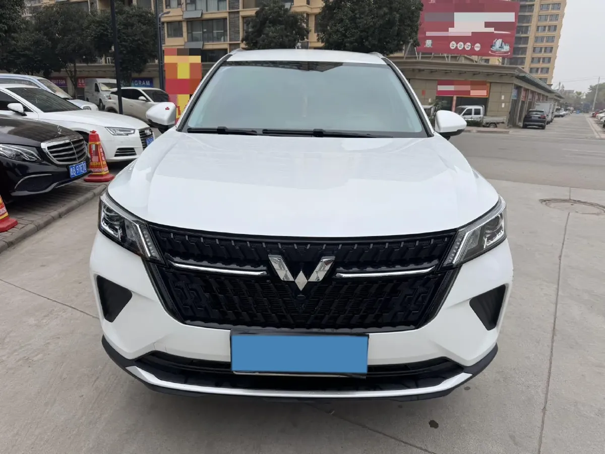 2021 WuLing XingChen 1.5T 147HP L4 6MT,autocango,china used car exporter,china ev exporter,chinese used car exporter,chinese used ev exporter