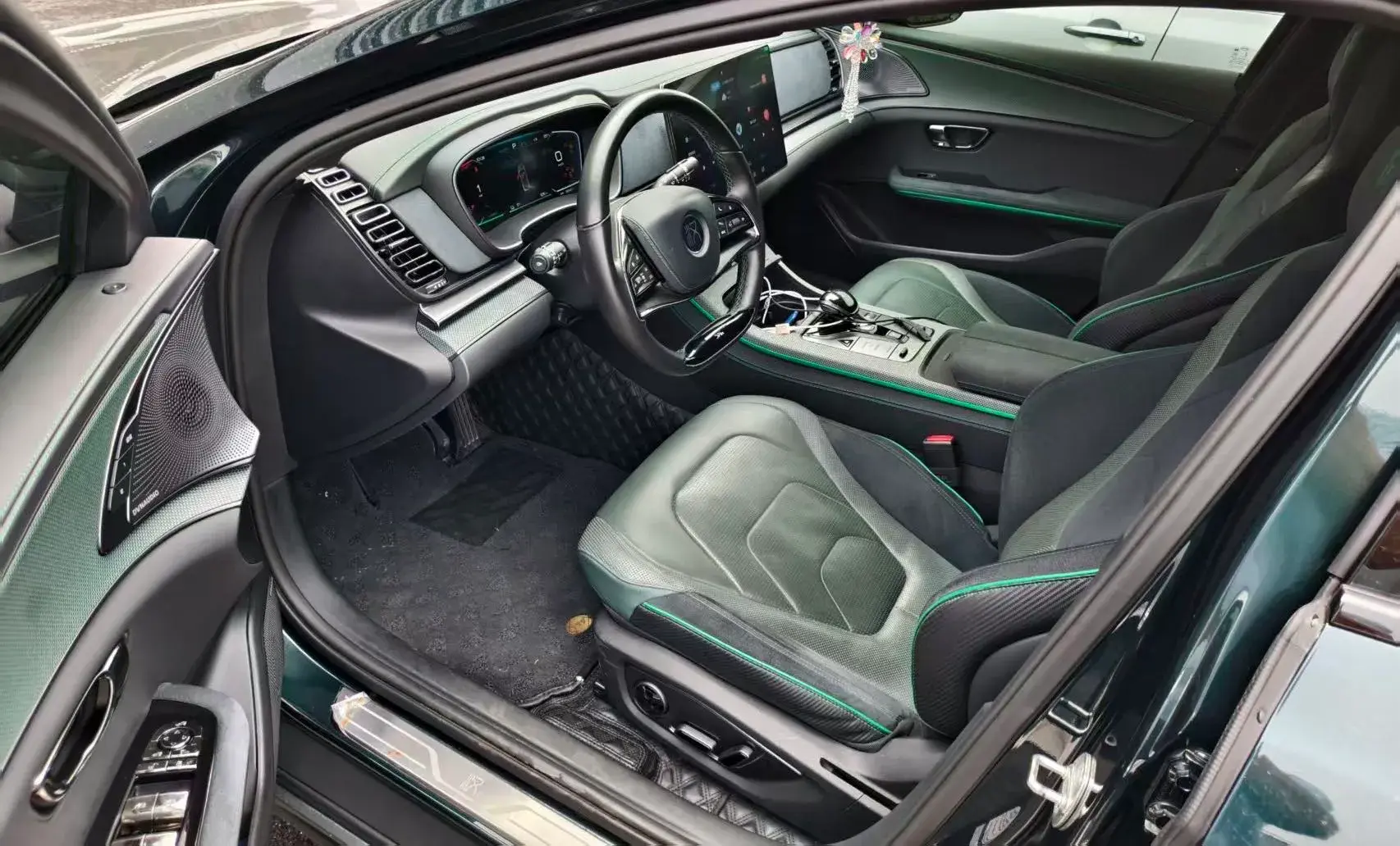 2022 BYD HAN thumbnail 2