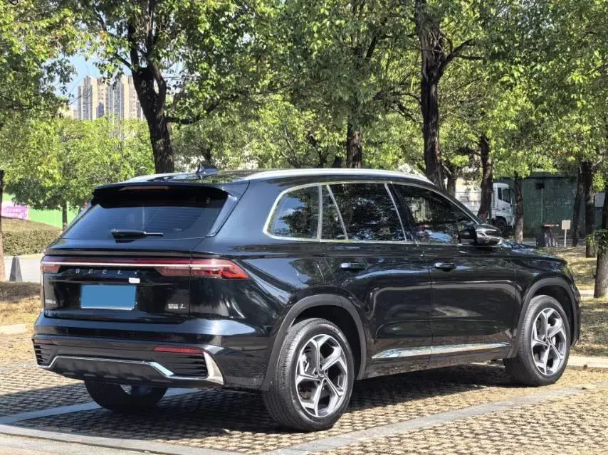 2021 GEELY MONJARO thumbnail 4