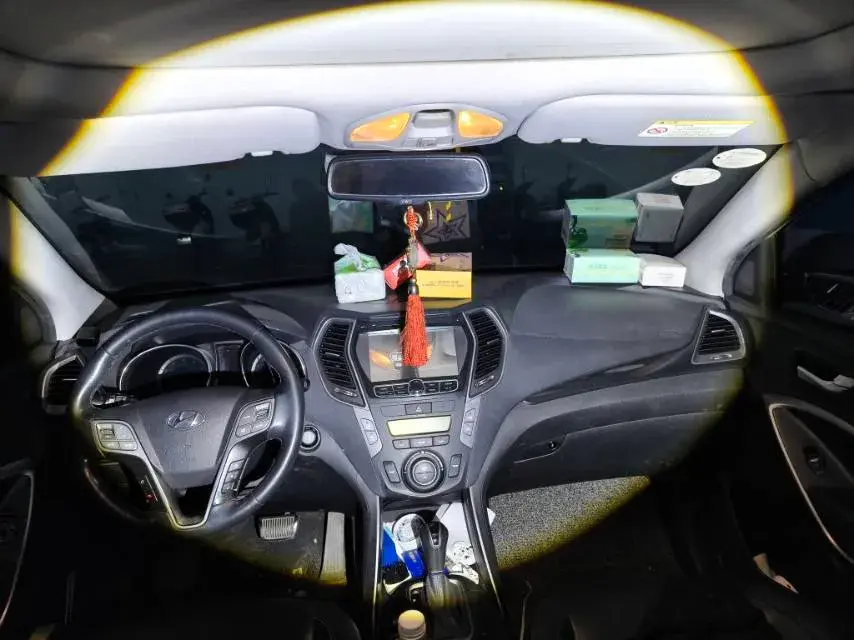 2013 HYUNDAI SANTAFE thumbnail 4