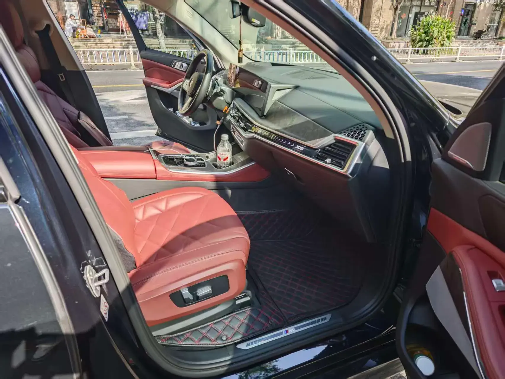 2023 BMW X5 thumbnail 4