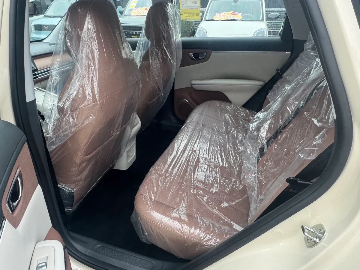 2025 WuLing BinGuo S BEV,autocango,china used car exporter,china ev exporter,chinese used car exporter,chinese used ev exporter